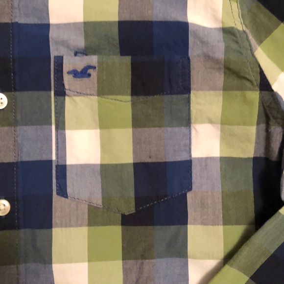 Hollister casual button-down shirt. - Picture 2 of 3